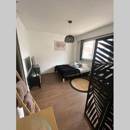 Le 13 Du Temple - Plein Coeur Centre Ville, Residence Privee, 5Mn Gare Sncf, Wifi Et Netflix 尼奥尔 外观 照片